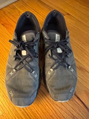 On Running Men's Army Green Sneakers